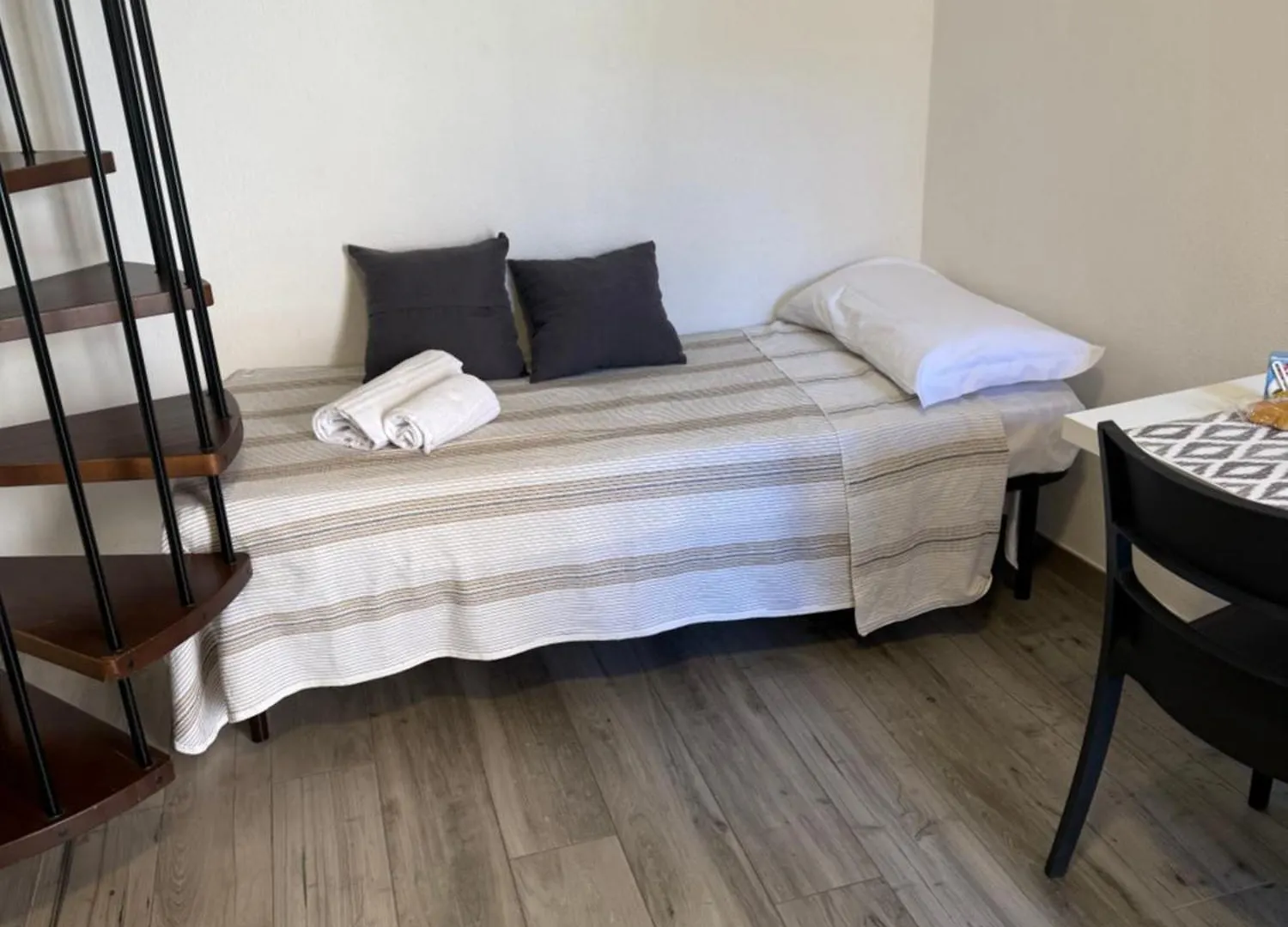 Apartament La Maison Di Vicolo Torre Uboldo